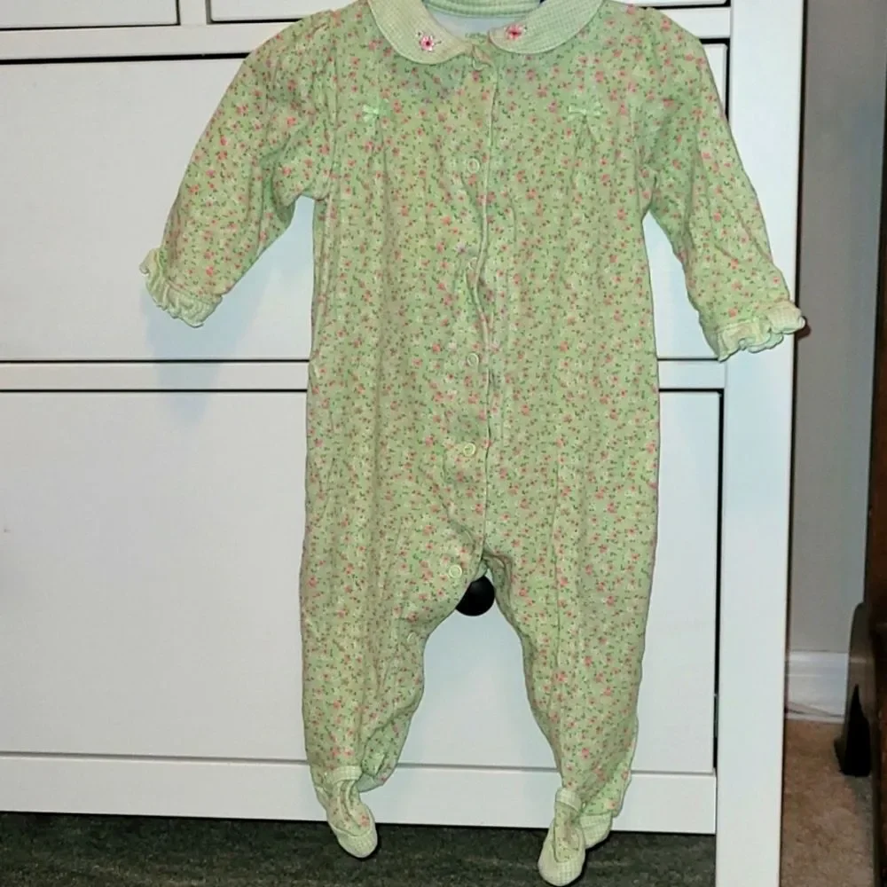 3 for $10! Carter's collared footies with ruffled sleeves!
